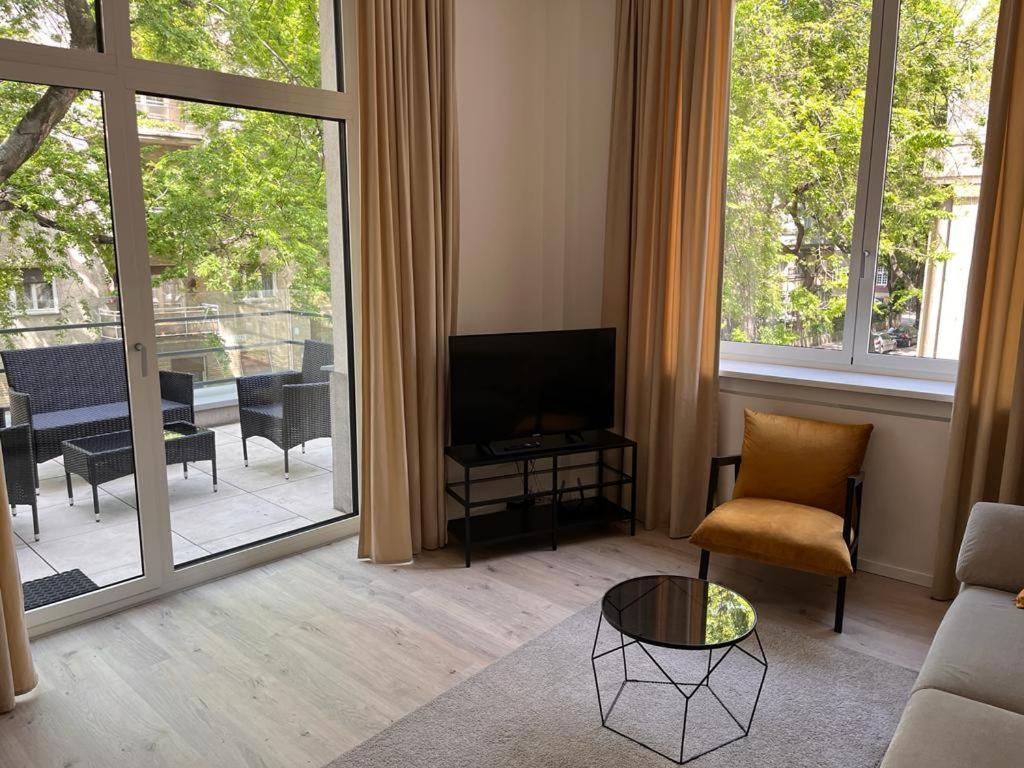 Skau Gajova Family Two Bedroom Apartment With A Terrace Free Parking Bratislava Luaran gambar